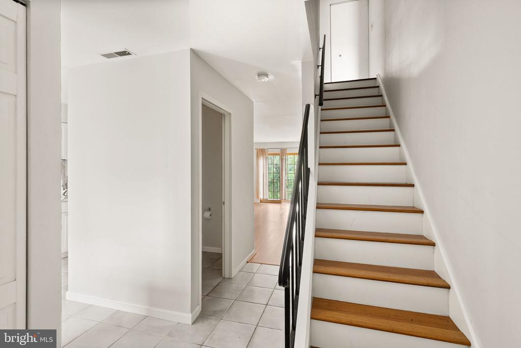 Residential in ARLINGTON 4