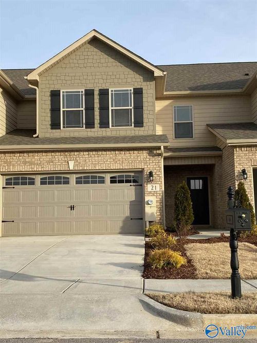 21 Winter King Dr Sw, Huntsville, AL, 35824-4112 | Card Image