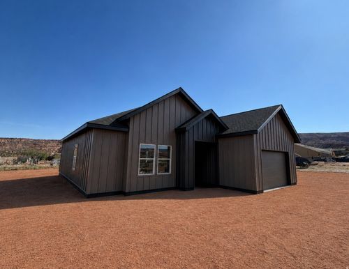 27 E Lidia Cir, Moab, UT, 84532-3288 | Card Image