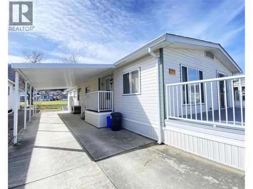 85-2932 Buckley Rd, Sorrento, BC, V0E2W1 | Card Image