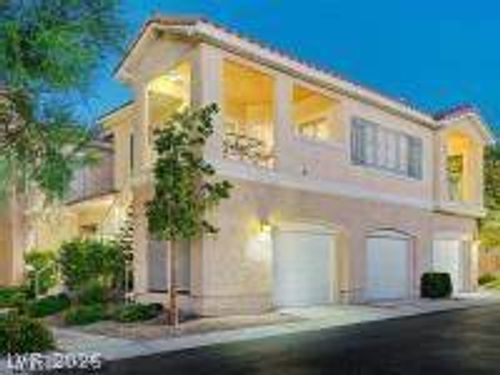 5411-251 S Green Valley Pkwy, Henderson, NV, 89012-2372 | Card Image