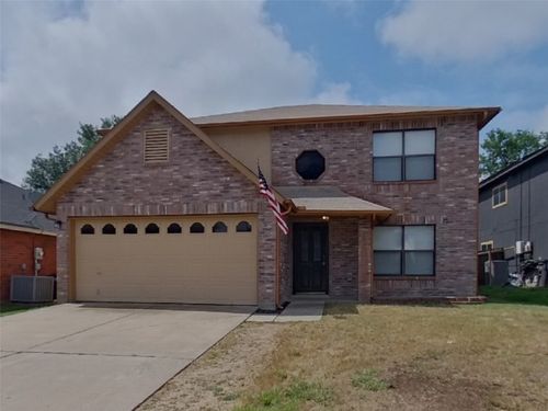 10129 Chapel Hill Ct, Fort Worth, TX, 76116-1287 | Card Image