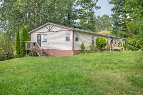 6782 Floyd Hwy N, Copper Hill, VA, 24079-2500 | Card Image