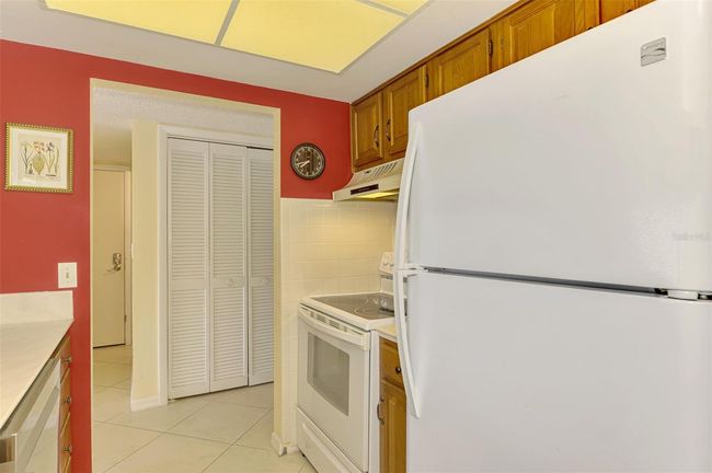 APT-832 - 1200 Cove Ii Pl, Condo with 2 bedrooms, 2 bathrooms and null parking in SARASOTA FL | Image 16
