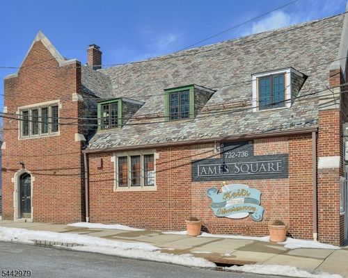 1 Laurel Pl, Montclair, NJ, 07043-1501 | Card Image