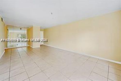 apt-114b-124 Ne 19th Ct, Wilton Manors, FL, 33305-1067 | Card Image