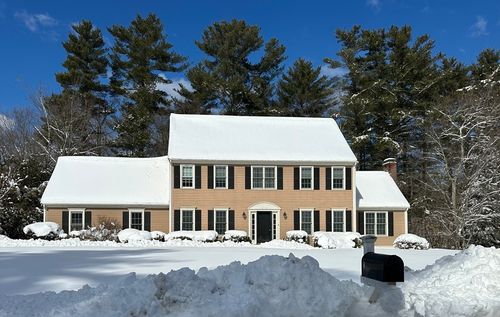 4 Haydn Ln, Walpole, MA, 02081-1120 | Card Image