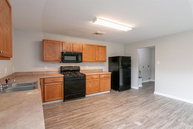 7934 Ashland Springs Ln, House other with 5 bedrooms, 4 bathrooms and 2 parking in Cypress TX | Image 15