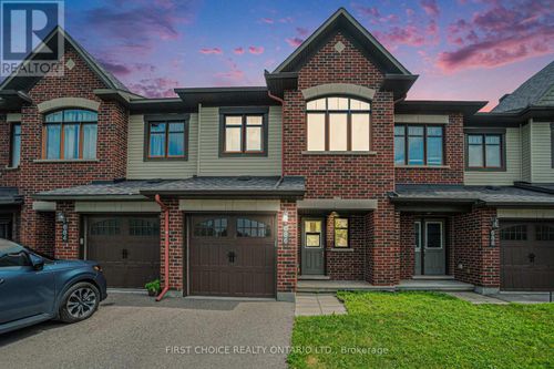 686 Trigoria Crescent, Ottawa, ON, K4A0T6 | Card Image