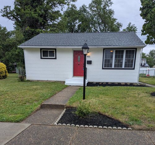 411 Oakland Ave, MAPLE SHADE, NJ, 08052-2335 | Card Image