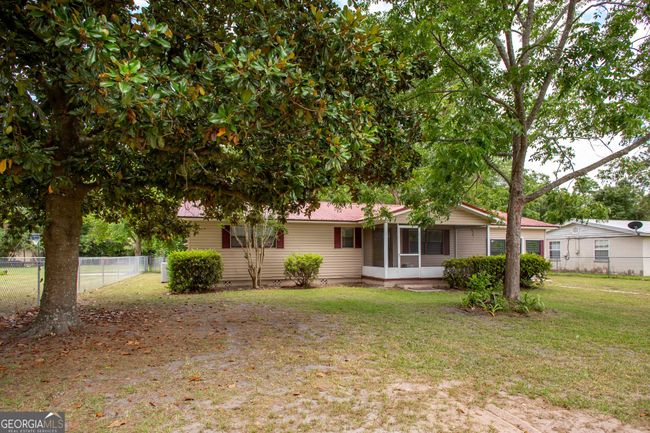 1348 Crestridge Rd, House other with 3 bedrooms, 2 bathrooms and null parking in Waycross GA | Image 36