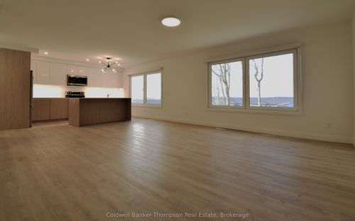 2-54 Florence St W, Huntsville, ON, P1H1V5 | Card Image