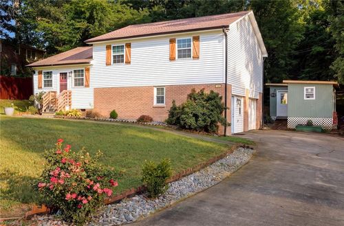 105 Converse Dr, Lexington, NC, 27292-4436 | Card Image
