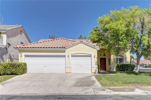 7456 Oatman Ln, Las Vegas, NV, 89120-3100 | Card Image