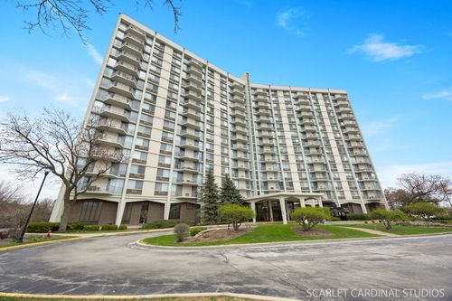 unit-5b-40 N Tower Rd, Oak Brook, IL, 60523-1113 | Card Image