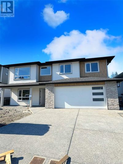 618 8 Th St, House other with 6 bedrooms, 4 bathrooms and 4 parking in Nanaimo BC | Image 3