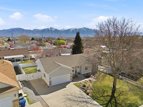 6577 S High Bluff Dr, West Valley City, UT, 84118-9343 | Card Image