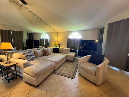 f-5258 Europa Drive, Boynton Beach, FL, 33437 | Card Image