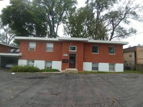5-67 N Aldine St, Elgin, IL, 60123-5249 | Card Image