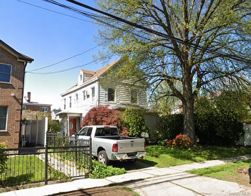 147-33 Hawthorne Ave, Flushing, NY, 11355-1715 | Card Image