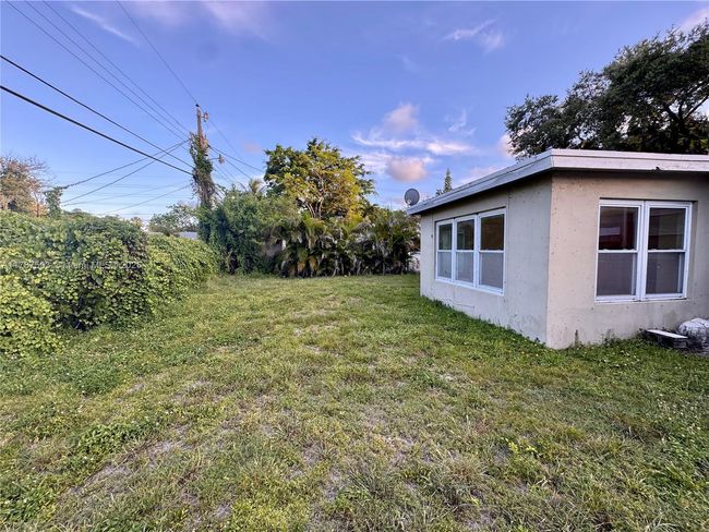 0 - 4720 Sw 25 Th Ter, House other with 2 bedrooms, 1 bathrooms and null parking in Fort Lauderdale FL | Image 14