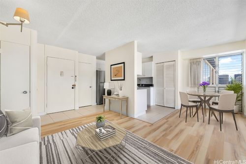 apt-1902-818 S King St, Honolulu, HI, 96813-3033 | Card Image