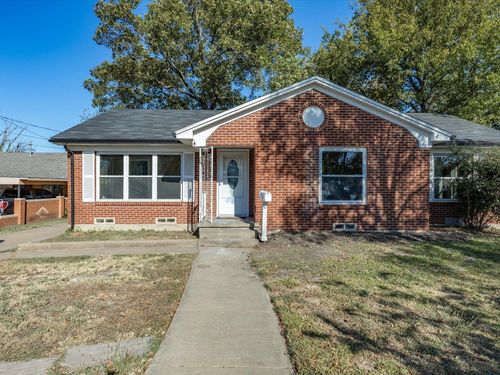 206 E Belknap St, Ennis, TX, 75119-4107 | Card Image