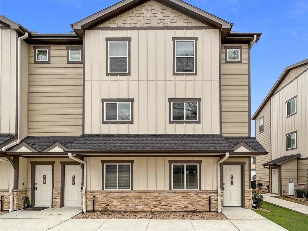 Residential Income in Cypress