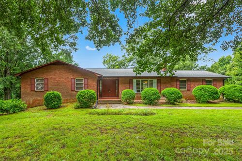172 Arey Rd, Statesville, NC, 28677-8470 | Card Image