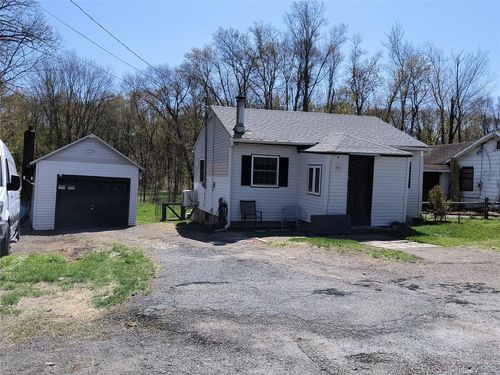 20 Barron Rd, Montgomery, NY, 12549-2622 | Card Image