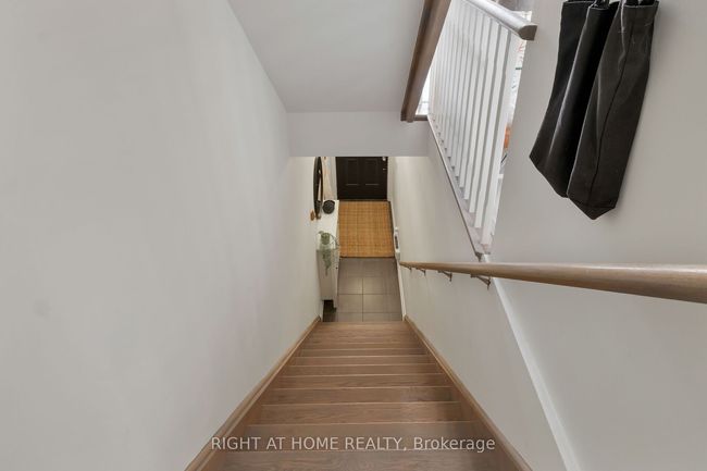 118 - 2320 Gerrard St E, Condo with 3 bedrooms, 2 bathrooms and 26 parking in Toronto ON | Image 27