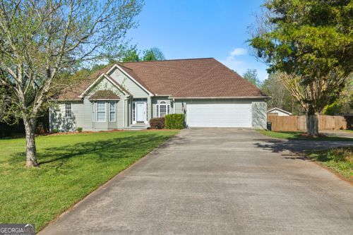 220 Fieldstone Dr, Mount Airy, GA, 30563-2841 | Card Image