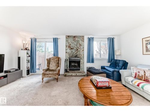 18611 66 Ave Nw, Edmonton, AB, T5T2M3 | Card Image
