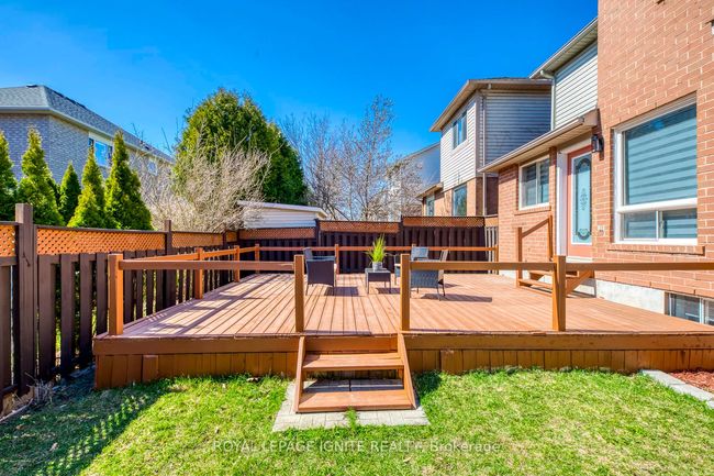 2390 Orchard Rd, House other with 3 bedrooms, 3 bathrooms and 1 parking in Burlington ON | Image 37
