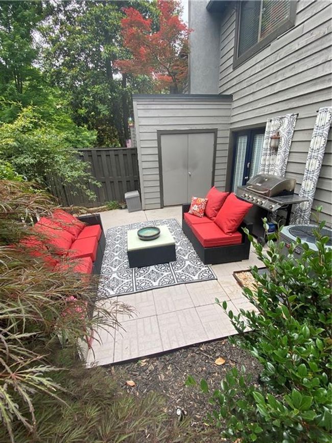 802 Cedar Chase Cir Ne, Townhouse with 2 bedrooms, 3 bathrooms and 2 parking in Atlanta GA | Image 27