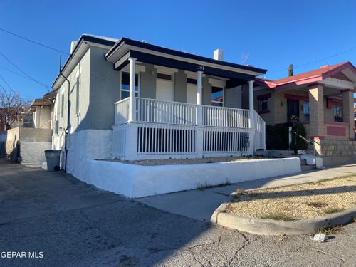 207 Randolph Dr, El Paso, TX, 79902-3759 | Card Image