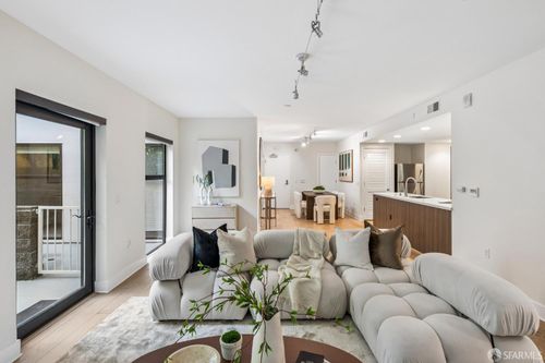 apt-202-1080 Sutter St, San Francisco, CA, 94109-5893 | Card Image