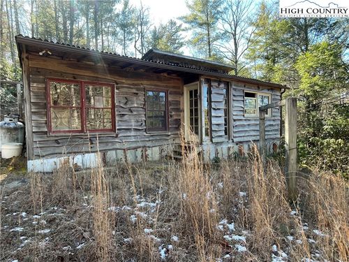 7580 Bear Pen Ln, Lenoir, NC, 28645-6871 | Card Image
