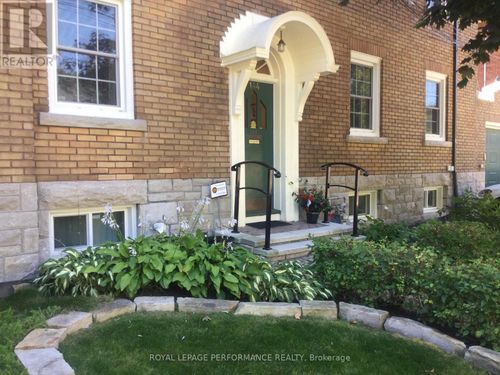 3-144 Keefer St, Ottawa, ON, K1M1T8 | Card Image