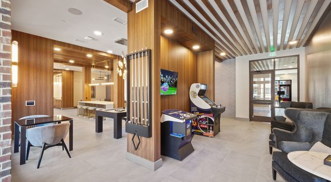 Clubhouse | Image 26