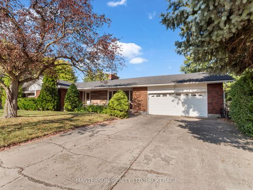 5 Burdy Dr, St Catharines, ON, L2S2Z1 | Card Image
