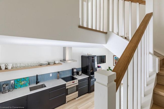 45 Park St W, House other with 6 bedrooms, 4 bathrooms and 4 parking in Dundas ON | Image 39