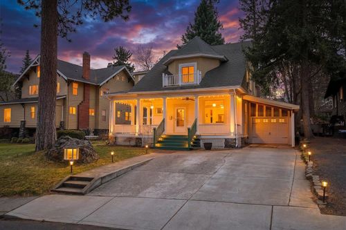 11 W Sumner Ave, Spokane, WA, 99204-3672 | Card Image