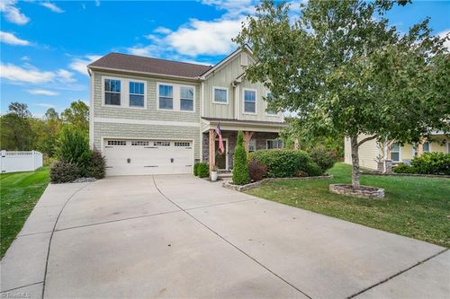 2350 Birch View Dr, High Point, NC, 27265-9440 | Card Image