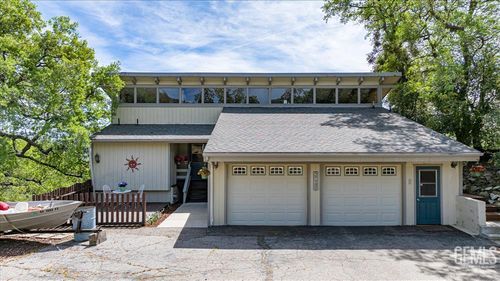 25900 Columbia Way, Tehachapi, CA, 93561-9232 | Card Image