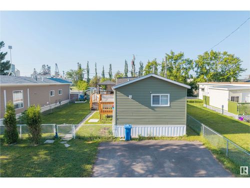 67-4204 47 St, Wetaskiwin, AB, T9A2H5 | Card Image