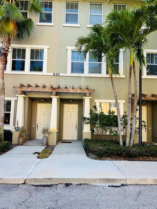 unit-4-840 Marina Del Ray Ln, West Palm Beach, FL, 33401-8461 | Card Image