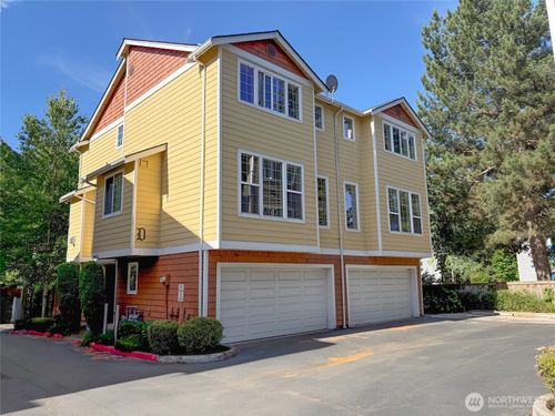 d2-11023 Se 240th St, Kent, WA, 98031-4906 | Card Image