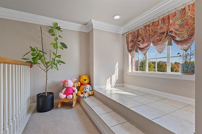 Loft upstairs | Image 26