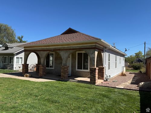 330 N State St, Roosevelt, UT, 84066-2311 | Card Image